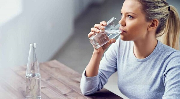 Cách uống nước giúp tăng cân